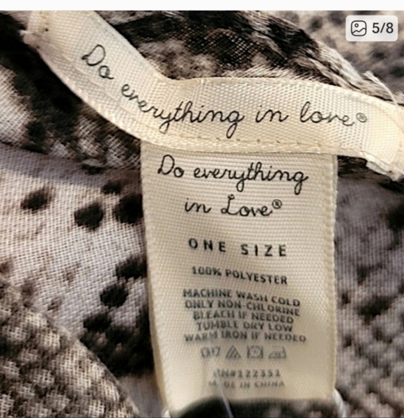 Everything In Love, Snake Print Kimono Throw, One Size Black Tan White - Picture 4 of 6